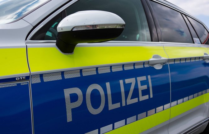 Streifenpolizisten haben in Tübingen einen Betrunkenen aus dem Verkehr gezogen (Symbolbild).<span class='image-autor'>Foto: IMAGO/Fotostand/IMAGO/Fotostand / Gelhot</span>