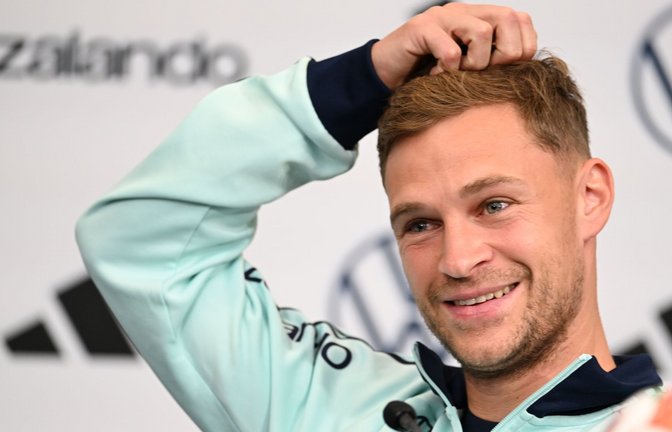Joshua Kimmich berichtet über die Tierwelt im WM-Camp.<span class='image-autor'>Foto: Federico Gambarini/dpa</span>