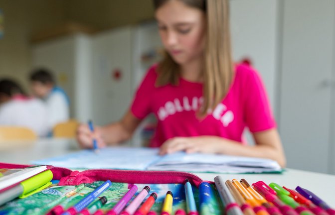 Die Kinder können durchatmen, sie haben die Tests hinter sich. Nun warten die Eltern gespannt auf die Ergebnisse.<span class='image-autor'>Foto: Uwe Anspach/dpa</span>
