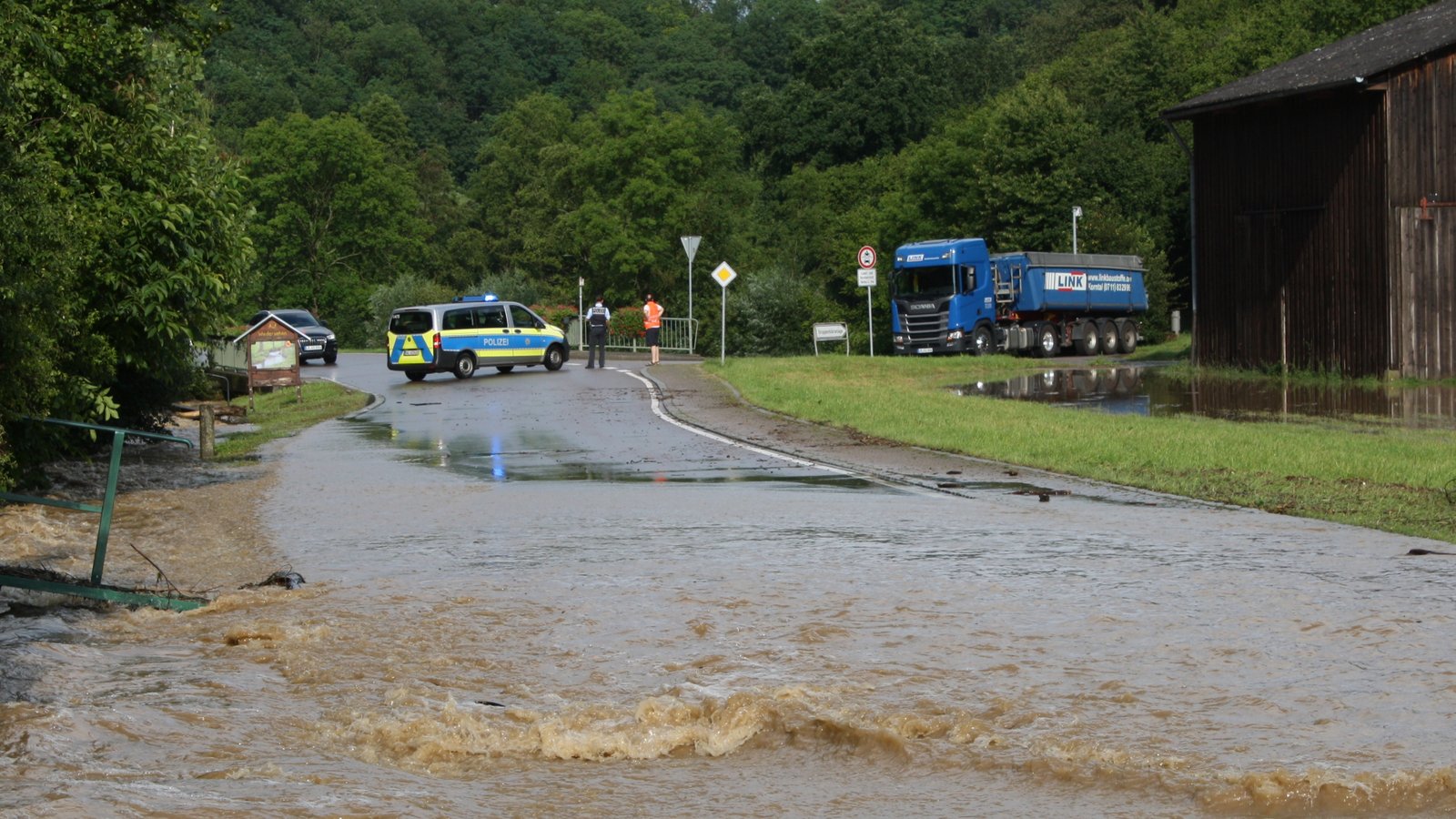 Überschwemmung im Juli 2021 in Großglattbach. Foto: Archiv Überschwemmung im Juli 2021 in Großglattbach. Foto: Archiv
