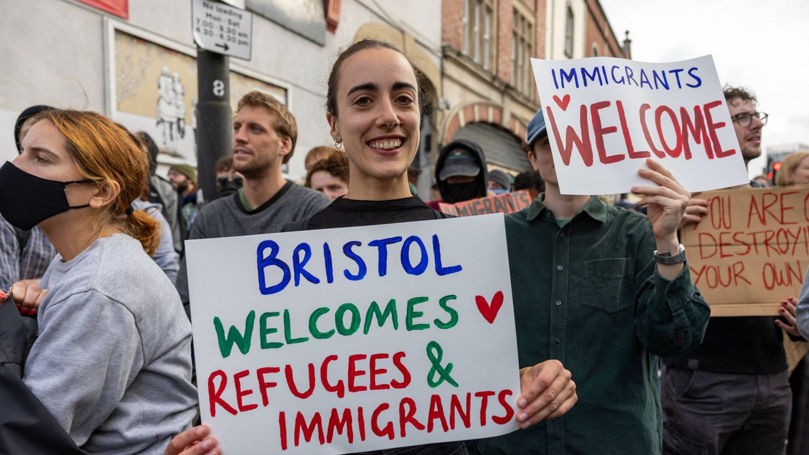 Viele Briten gehen gegen Fremdenhass auf die Straße.Foto: imago//Yat Him Wong Viele Briten gehen gegen Fremdenhass auf die Straße.Foto: imago//Yat Him Wong