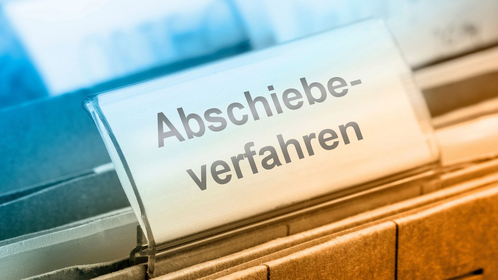 Ein Gesetz soll die Zahl der Abschiebungen erhöhen.Foto: © Chris/Schäfer/stock.adobe.com