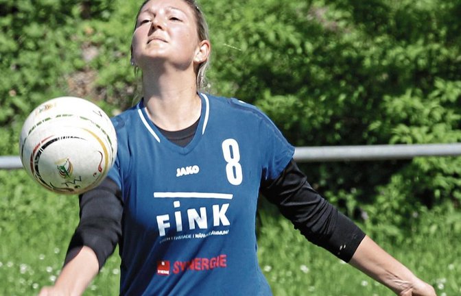Stefanie Späth und die TVV-Faustballerinnen peilen in Tannheim die nächsten Siege an. Foto: Nachreiner