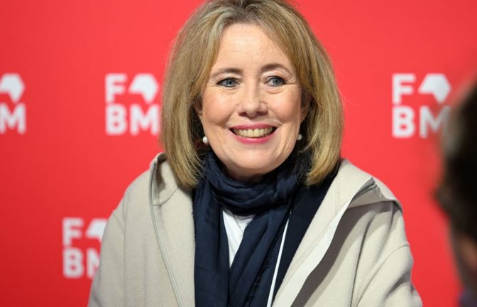Die Schriftstellerin Charlotte Link während einer Signierstunde auf der Frankfurter Buchmesse in diesem Jahr.<span class='image-autor'>Jennifer Brückner/dpa</span>
