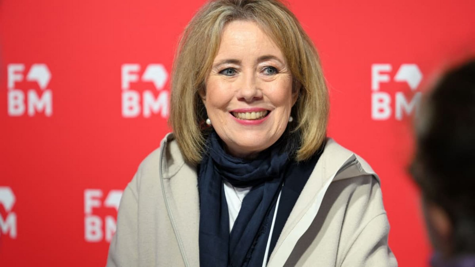 Die Schriftstellerin Charlotte Link während einer Signierstunde auf der Frankfurter Buchmesse in diesem Jahr.Jennifer Brückner/dpa Die Schriftstellerin Charlotte Link während einer Signierstunde auf der Frankfurter Buchmesse in diesem Jahr.Jennifer Brückner/dpa