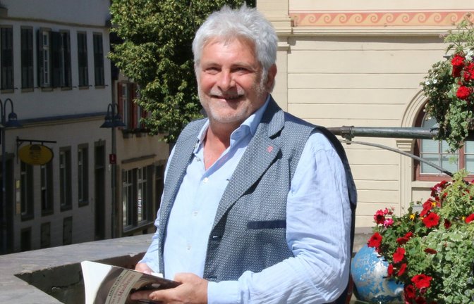 „Absolute Faszination“ empfindet Autor Norbert Weimper für Kloster Maulbronn und hat es zum Mittelpunkt seines Romans gemacht. <span class='image-autor'>Foto: Rieger</span>