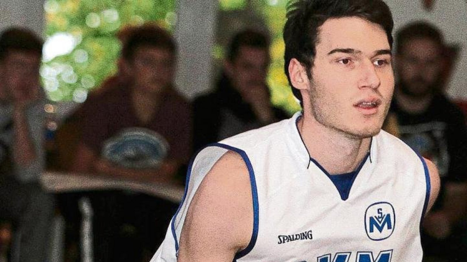 Bisher relativ selten ist Jannick Schurr in Punktspielen der SV Möhringen in der 2. Regionalliga am Ball. Der Großsachsenheimer arbeitet aber hart daran, sich durchzubeißen. Foto: Dural