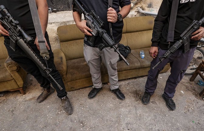 Martialisches Auftreten gehört zum Image der Hamas<span class='image-autor'>Foto: IMAGO/Agencia EFE/IMAGO/Manuel Bruque</span>