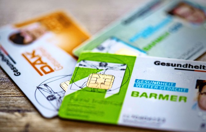 Bei längerer Krankheit muss der Arbeitgeber keinen Lohn mehr zahlen, jetzt springt die gesetzliche Krankenkasse ein.<span class='image-autor'>Foto: imago images/Kirchner-Media/Inderlied</span>