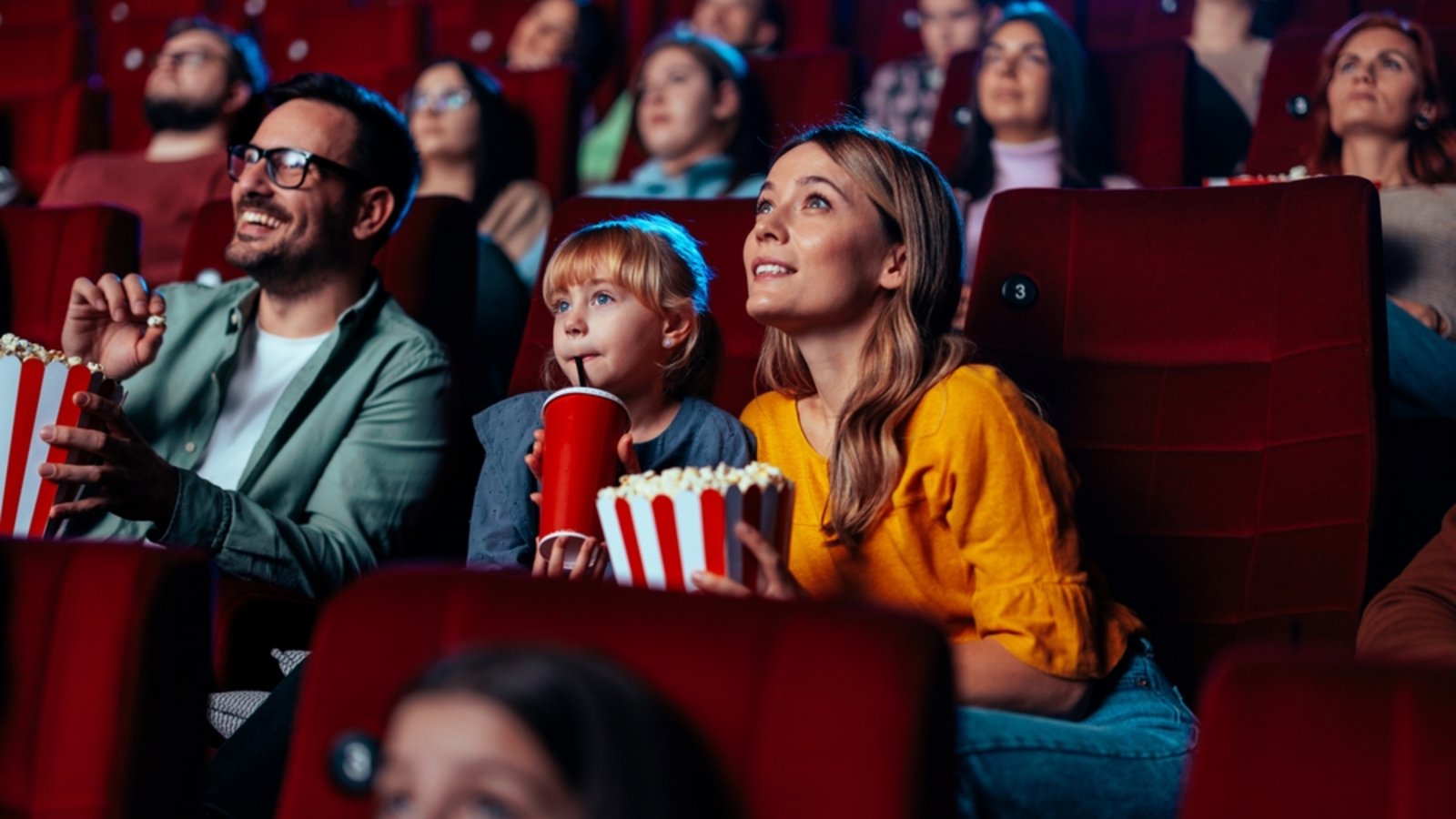 Welche Filme dürfen sich Kinder und Jugendliche ansehen?Foto: bbernard / shutterstock.com