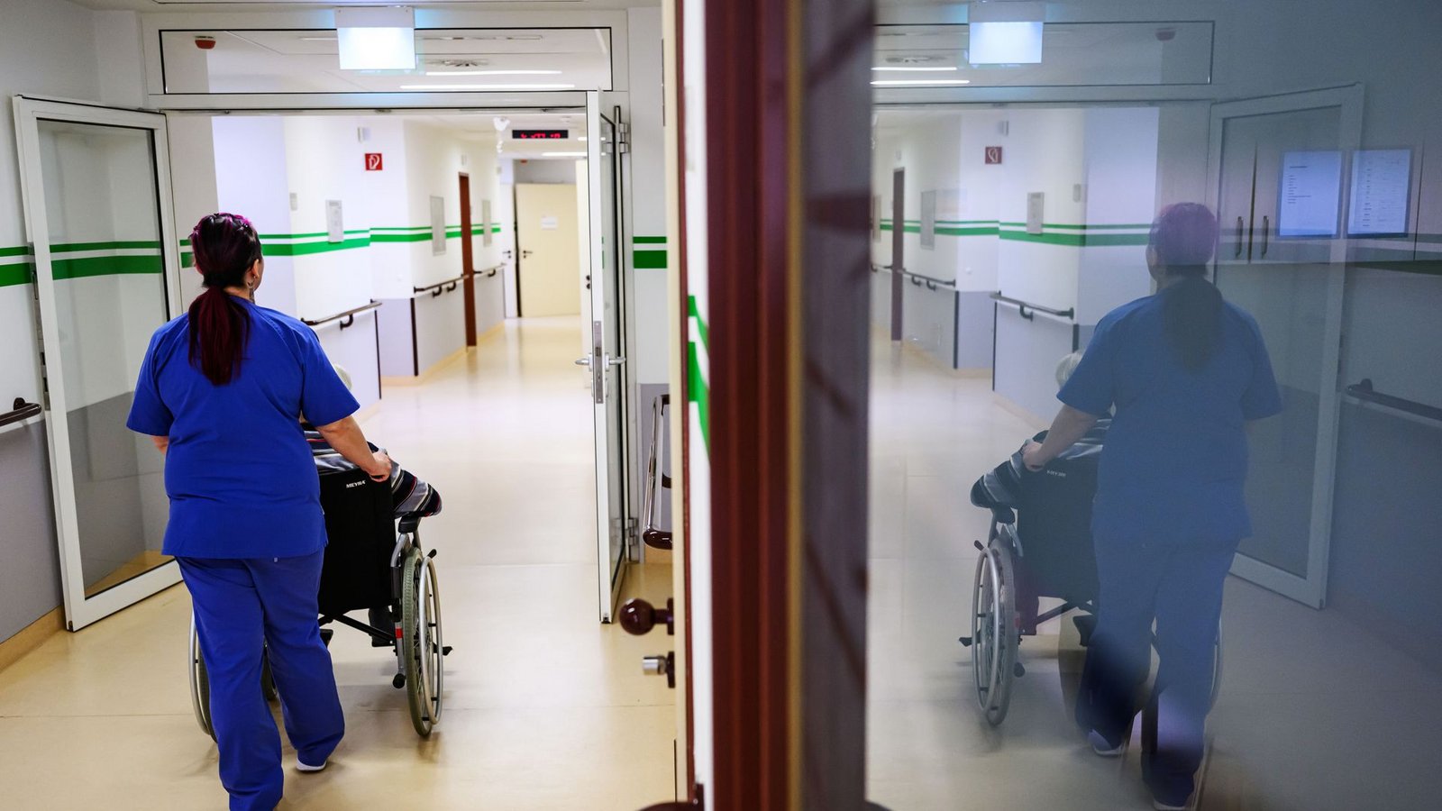 Mehr als 40 Verbände und Organisationen des Gesundheitswesens wenden sich gegen die geplante Reform (Symbolfoto)Foto: Hendrik Schmidt/dpa/Hendrik Schmidt Mehr als 40 Verbände und Organisationen des Gesundheitswesens wenden sich gegen die geplante Reform (Symbolfoto)Foto: Hendrik Schmidt/dpa/Hendrik Schmidt