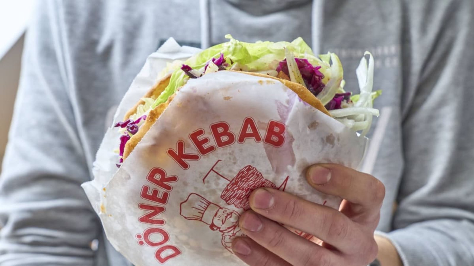 Auch Lebensmittel werden kontinuierlich teurer. Schwierig wird es, wenn Löhne und Gehälter langsamer steigen als die Inflation.www.imago-images.de