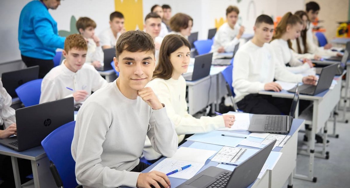 Lernen trotz Beschuss: In der ukrainischen Stadt Saporischschja wurde 2024 die erste Bunker-Schule eröffnet.