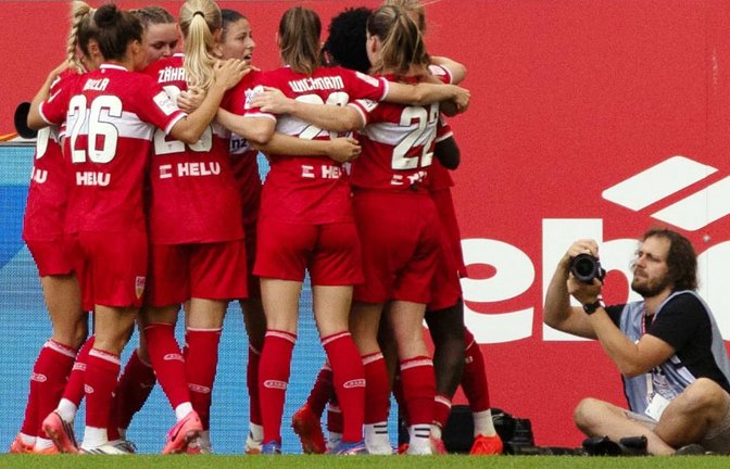 Im Fokus: Die VfB-Frauen bei ihrem ersten Bundesliga-Sieg in der Arena in Sinsheim.<span class='image-autor'>IMAGO/Sportfoto Rudel</span>