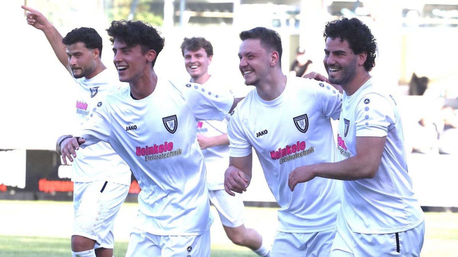 Aufsteiger SpVgg Renningen mit Kaan Ekmen, Julius Böhler, Philipp Gimbel, Riccardo Ronny Bischoff und Alim Kerim Göler (v. li.) freut sich auf den Start in die Bezirksliga-Runde.Andreas Gorr