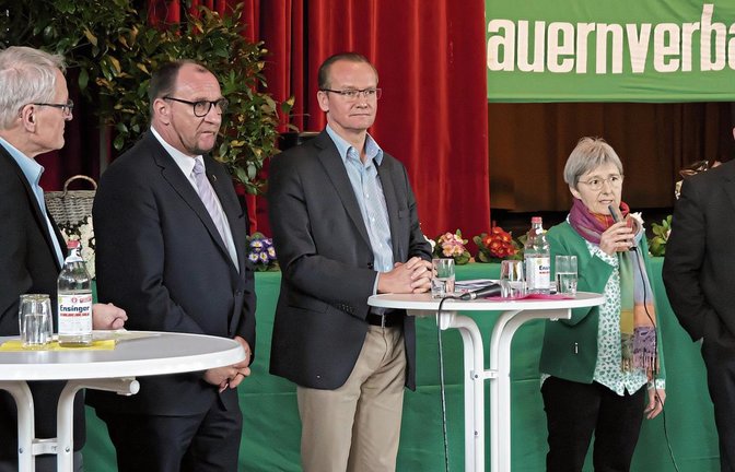 Sie diskutieren beim Bauerntag über Nachhaltigkeit: Bernd Grimmer, Klaus Hoher, Gunther Krichbaum, Stefanie Seemann und Walter Heidl (von links). Fotos: Friedrich