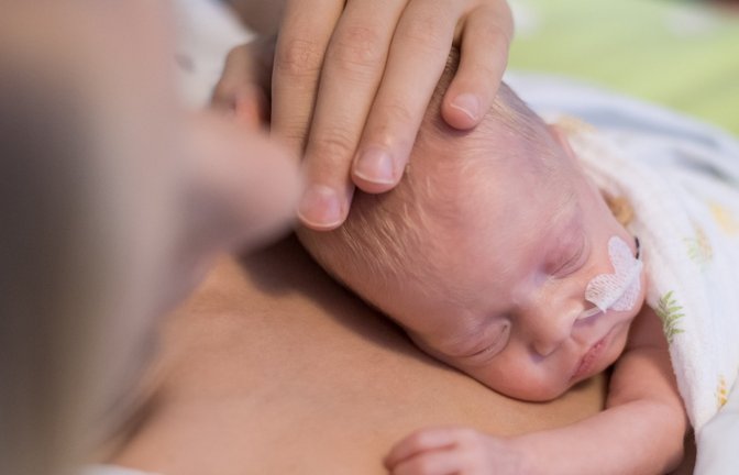 Das Klinikum Ludwigsburg erweitert sein geburtshilflich neonatologisches Angebot mit einer familienintegrierten Neugeborenenversorgung <span class='image-autor'>Foto: RKH Gesundheit/Martin Stollberg</span>