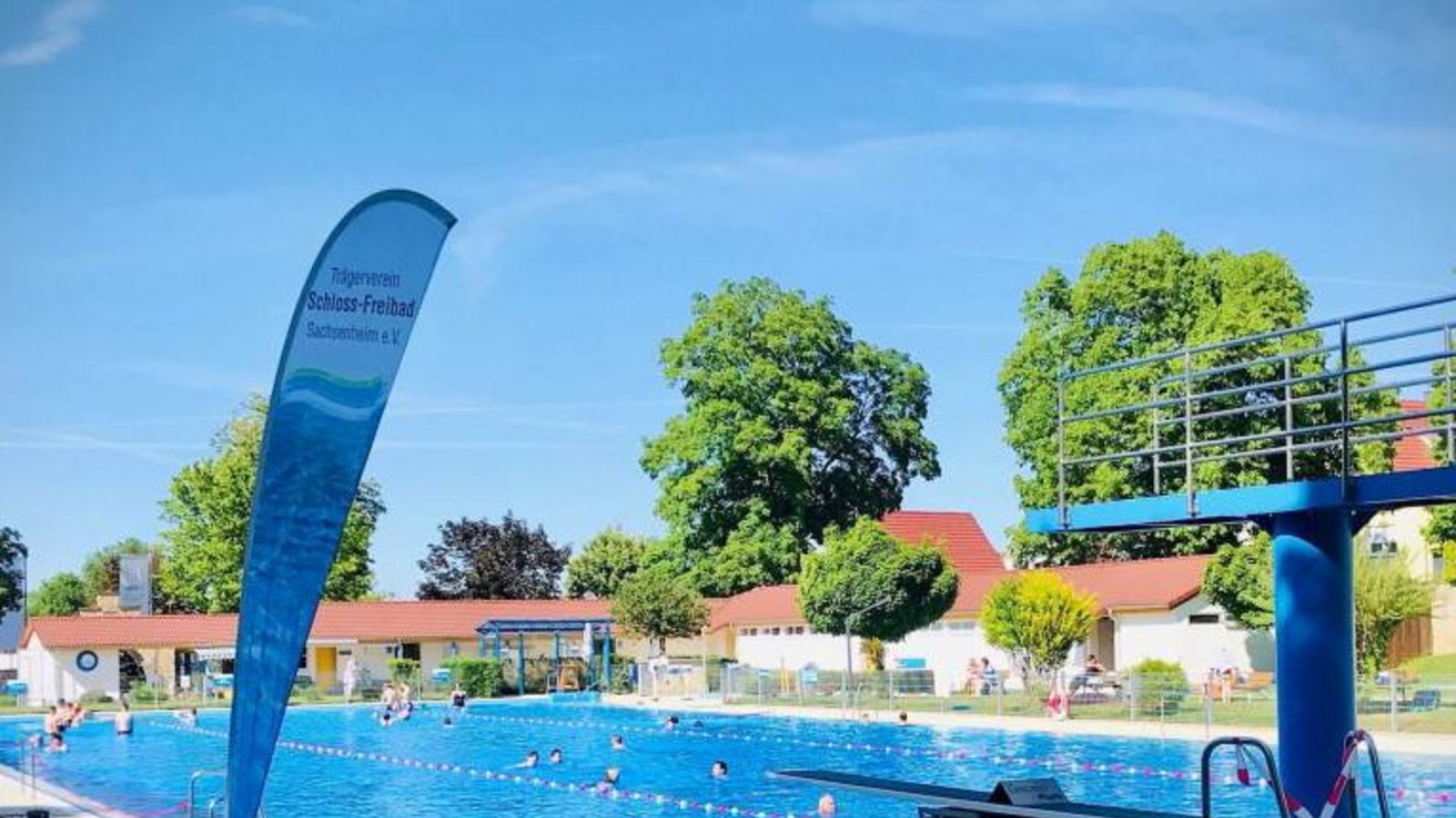 Mit dem Geld kann der Trägerverein das Schloss-Freibad modernisieren.  Archivfoto: p