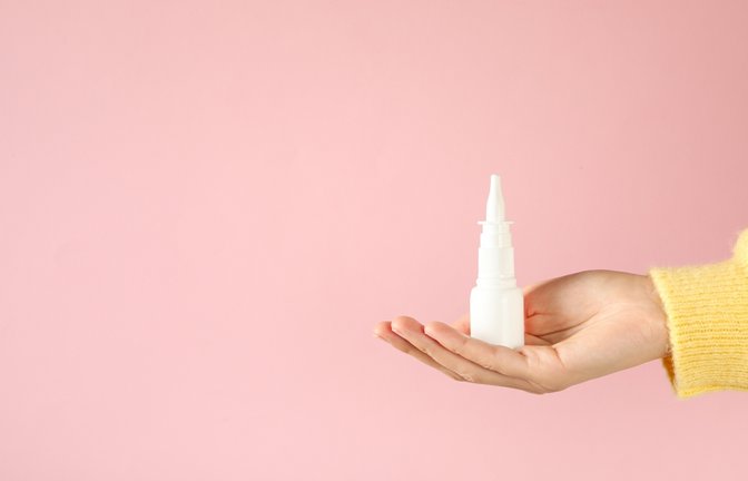Sollte man abgelaufenes Nasenspray entsorgen?<span class='image-autor'>Foto: Creative Space Studio / shutterstock.com</span>