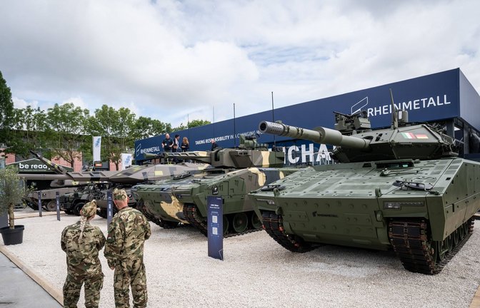 Die Rüstungsmesse „Eurosatory“ – jährliches Highlight der Branche.<span class='image-autor'>Foto: n/IMAGO/Chris Emil Janssen</span>