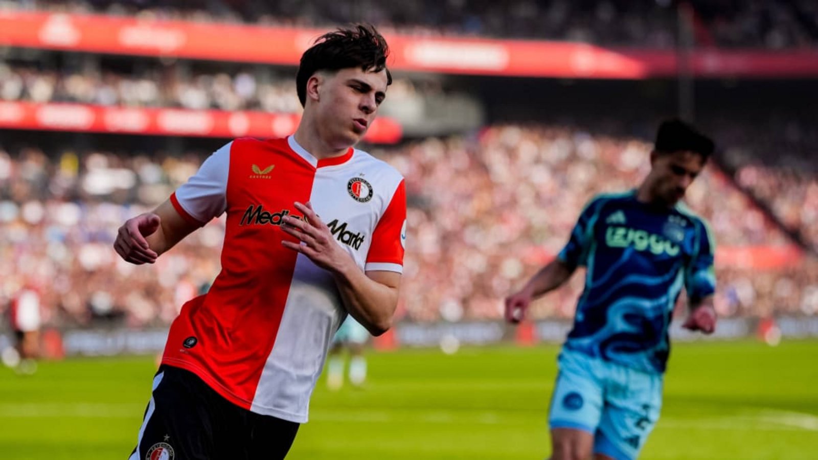 Gut möglich, dass er in der kommenden Saison das VfB-Trikot trägt: Flügelstümer Leo Sauer von Feyenoord Rotterdam.IMAGO/Box to Box Pictures