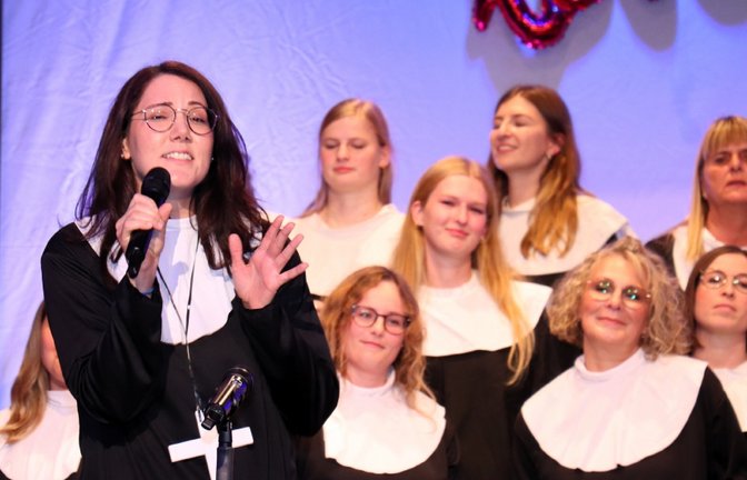 Gabriella Albesano und der Frauenchor sorgen für himmlische Momente.