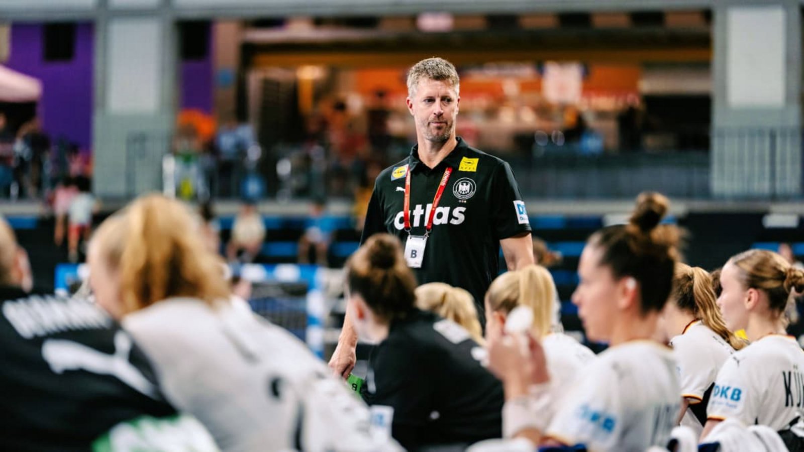 Frauenhandball-Bundestrainer Markus Gaugisch sah beim&nbsp; jüngsten Testspiel-Doppelpack in Granollers Licht und Schatten von seinem Team.IMAGO/Eibner