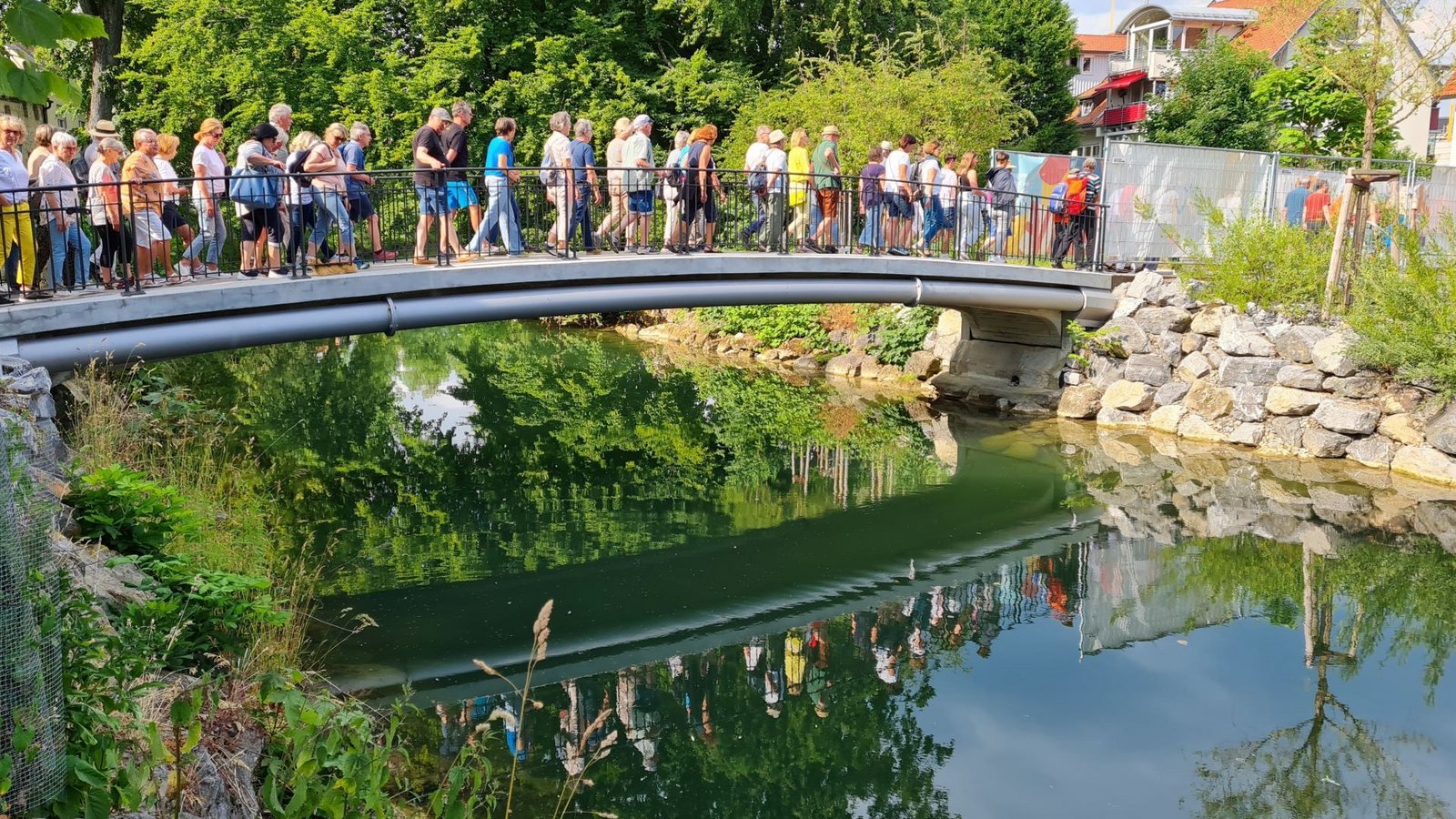 Auch  Brücken sind ein wichtiger Bestandteil der Gartenschau.Foto: Landesgartenschau Wangen im Allgäu/oh