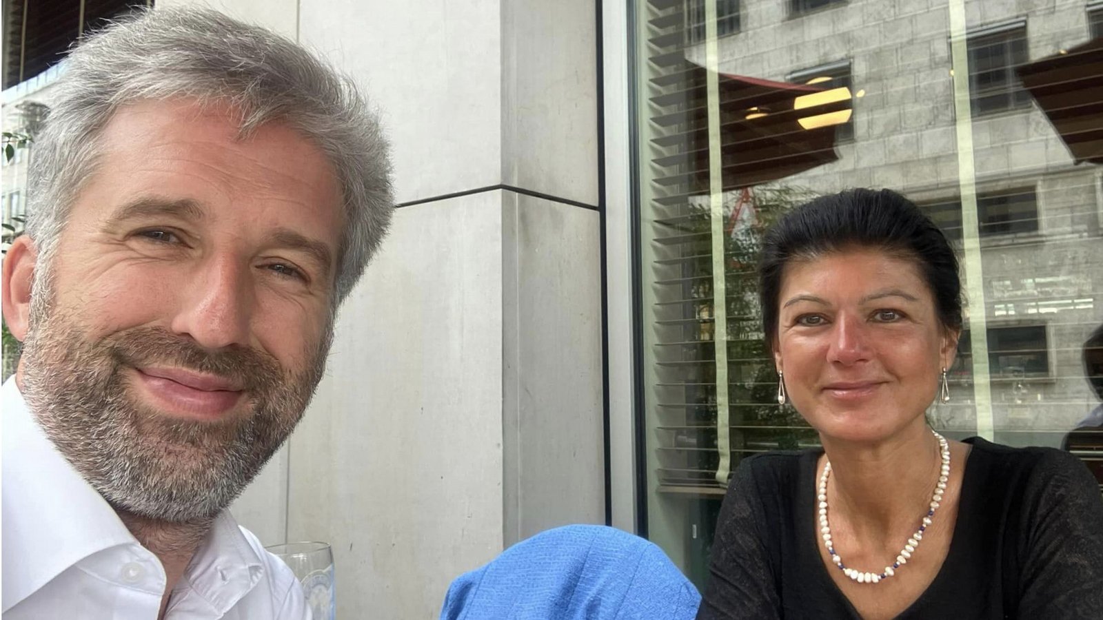 Vor einem Monat hat sich Boris Palmer mit der Linken-Politikerin Sahra Wagenknecht ausgetauscht.Foto: Facebook-Profil Boris Palmer Vor einem Monat hat sich Boris Palmer mit der Linken-Politikerin Sahra Wagenknecht ausgetauscht.Foto: Facebook-Profil Boris Palmer