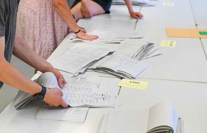 Einige Dutzend Briefwahlzettel bei der diesjährigen Landtagswahl in Sachsen wurden offenbar manipuliert.  (Symbolbild)<span class='image-autor'>Foto: IMAGO/EHL Media/IMAGO/EHL Media/Erik-Holm Langhof</span>