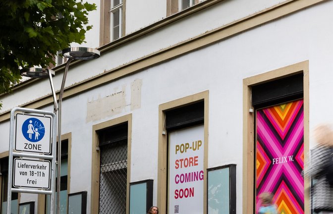 Ist das Werbung für den Pop-up-Store in der Büchsenstraße? Mitnichten! Der hat mittlerweile wieder geschlossen.<span class='image-autor'>Foto: Lichtgut/Leif Piechowski</span>