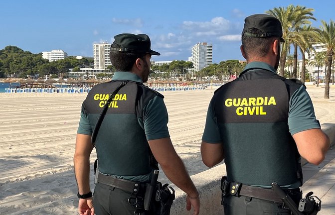 Die Polizei sucht noch nach der Beute. (Archivbild)<span class='image-autor'>Foto: Guardia Civil/Europapress/dpa</span>