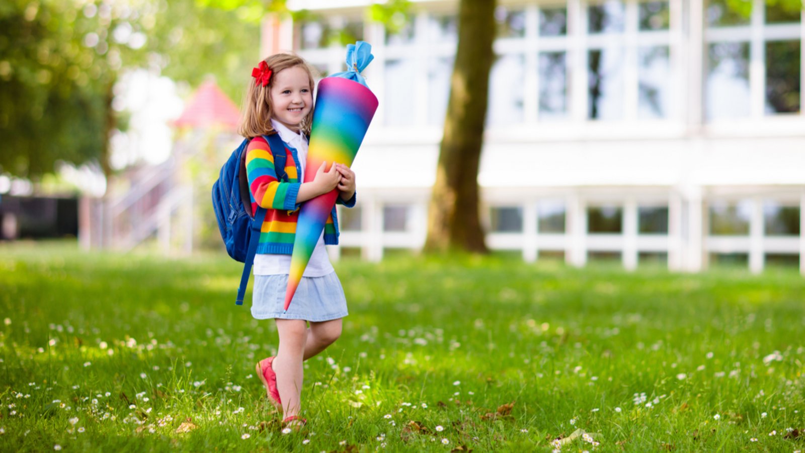 Erster Schultag: Welcher Stichtag zur Einschulung gilt in den einzelnen Bundesländern?Foto: FamVeld/Shutterstock