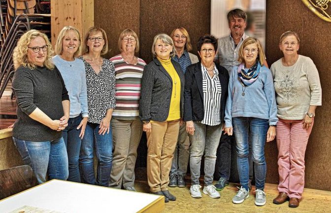 Hahn im Korb bei der Eintracht Illingen: Die Vorstandschaft des Gesangvereins ist deutlich weiblicher geworden. Fotos: p