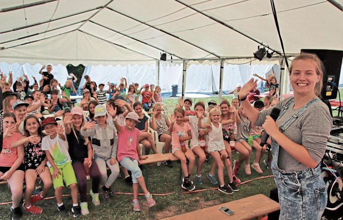 Fröhliche Kinder bei Sportkreis-Ferienlager 2019 auf dem Füllmenbacher Hof. Zum zweiten Mal fällt die Freizeit aus.  Foto: Arning