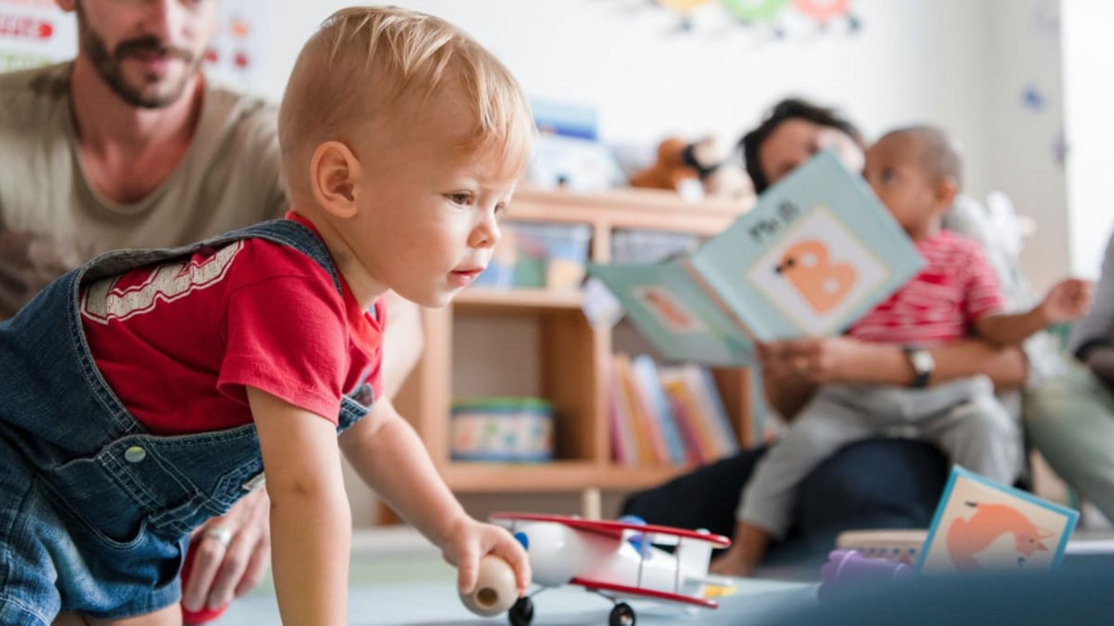Spielgruppen entlasten Eltern für wenige Stunden.Rawpixel.com / stock.adobe.com Spielgruppen entlasten Eltern für wenige Stunden.Rawpixel.com / stock.adobe.com