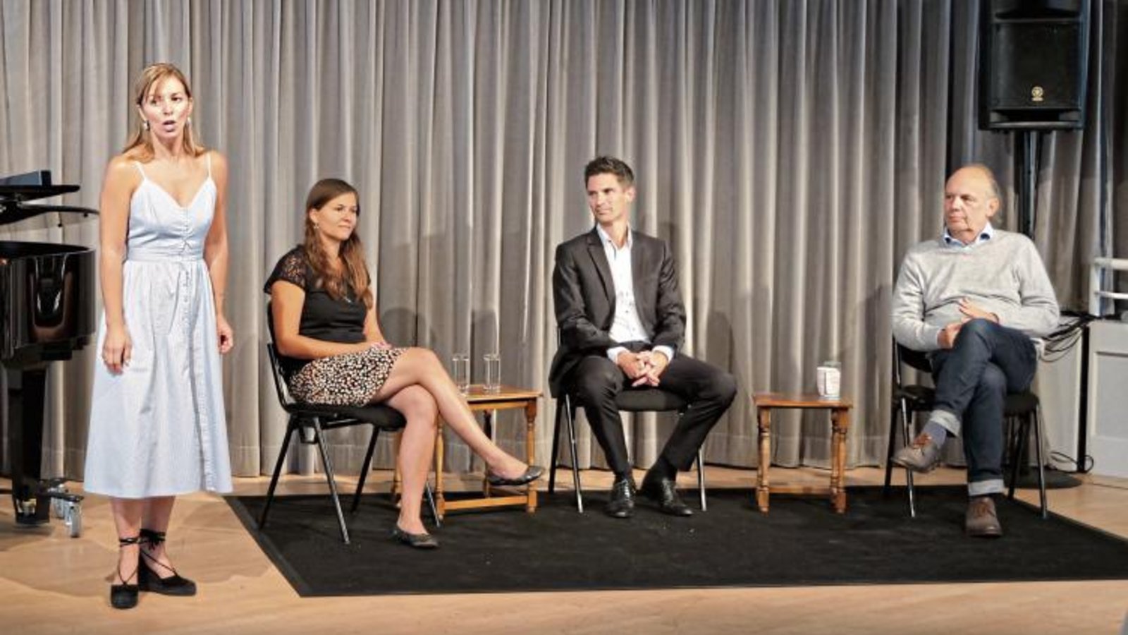 Elisandra Melián, Inken Meents, Robin Davis und Thomas Münstermann (von links) gewährten beim Opernfrühstück Einblicke in die jüngste Produktion: „Fidelio“. Foto: Friedrich Elisandra Melián, Inken Meents, Robin Davis und Thomas Münstermann (von links) gewährten beim Opernfrühstück Einblicke in die jüngste Produktion: „Fidelio“. Foto: Friedrich