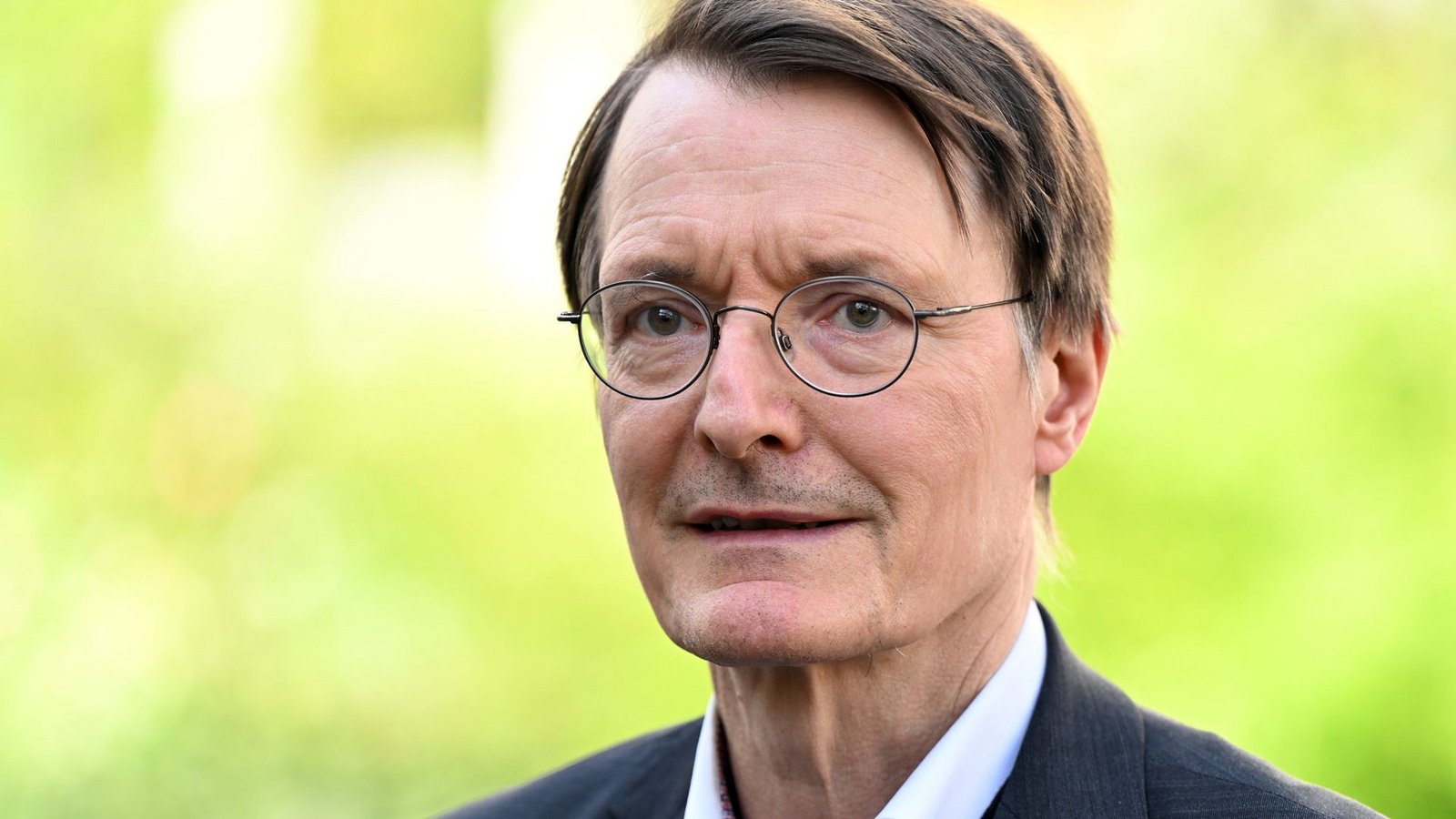 Gesundheitsminister Karl Lauterbach bereut manche Entscheidungen aus der Corona-Zeit. (Archivbild)Foto: dpa/Federico Gambarini Gesundheitsminister Karl Lauterbach bereut manche Entscheidungen aus der Corona-Zeit. (Archivbild)Foto: dpa/Federico Gambarini