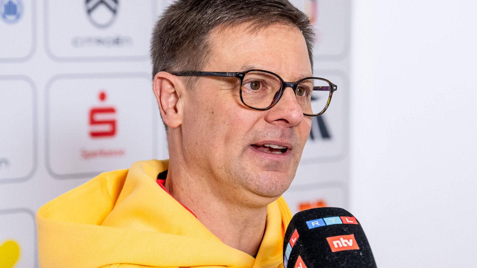 Ein gefragter Mann: Olaf Tabor, der Leistungssport-Vorstand im Deutschen Olympischen Sportbund (DOSB).Foto: IMAGO/Eibner Ein gefragter Mann: Olaf Tabor, der Leistungssport-Vorstand im Deutschen Olympischen Sportbund (DOSB).Foto: IMAGO/Eibner