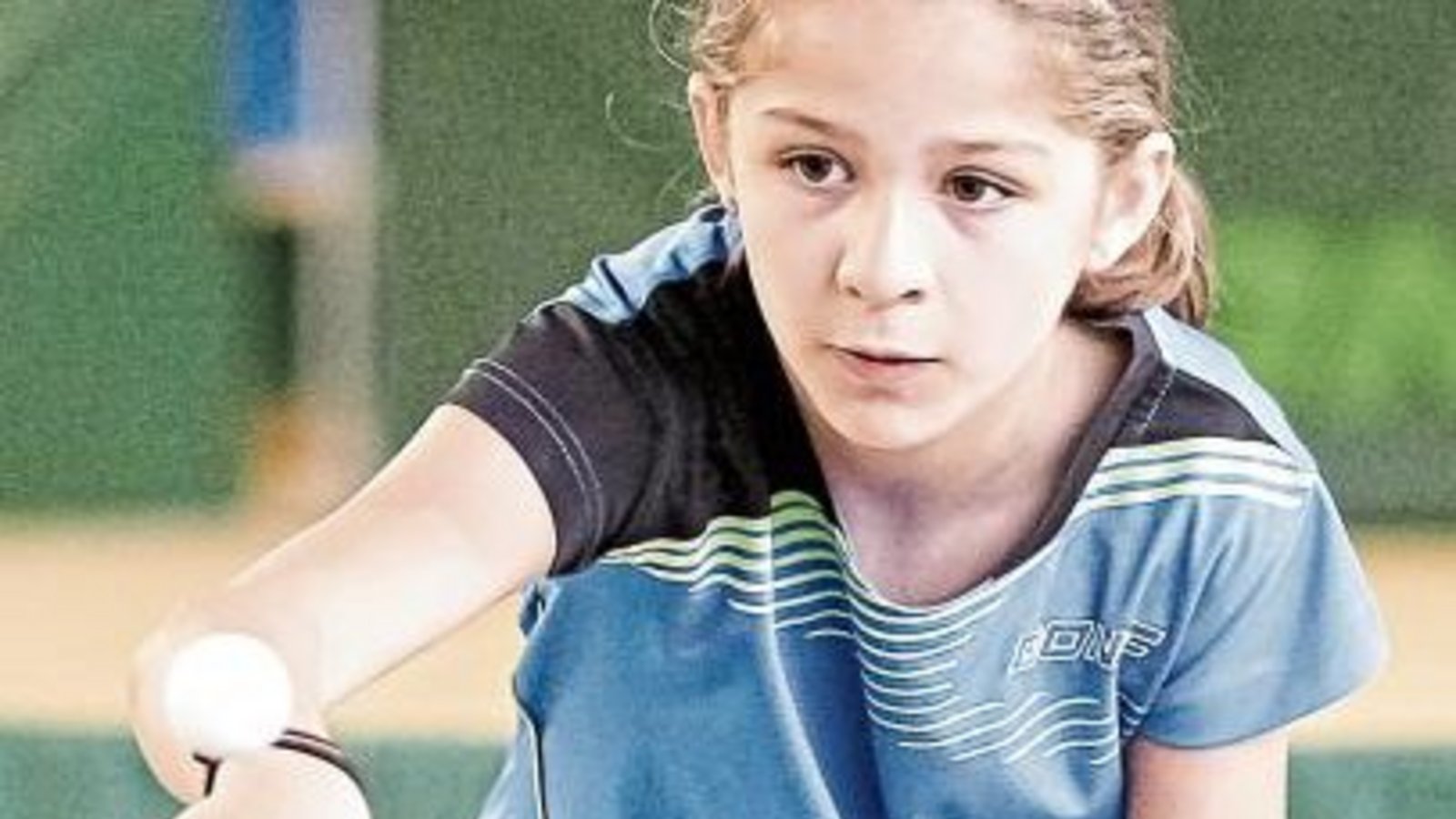 Lukas Wägele, Teresa Werr, Maximilian Schmolke sowie Lilly Schramm (im Uhrzeigersinn von oben links) haben am Wochenende in Eberdingen Tischtennis gespielt. Fotos: Simecek Lukas Wägele, Teresa Werr, Maximilian Schmolke sowie Lilly Schramm (im Uhrzeigersinn von oben links) haben am Wochenende in Eberdingen Tischtennis gespielt. Fotos: Simecek