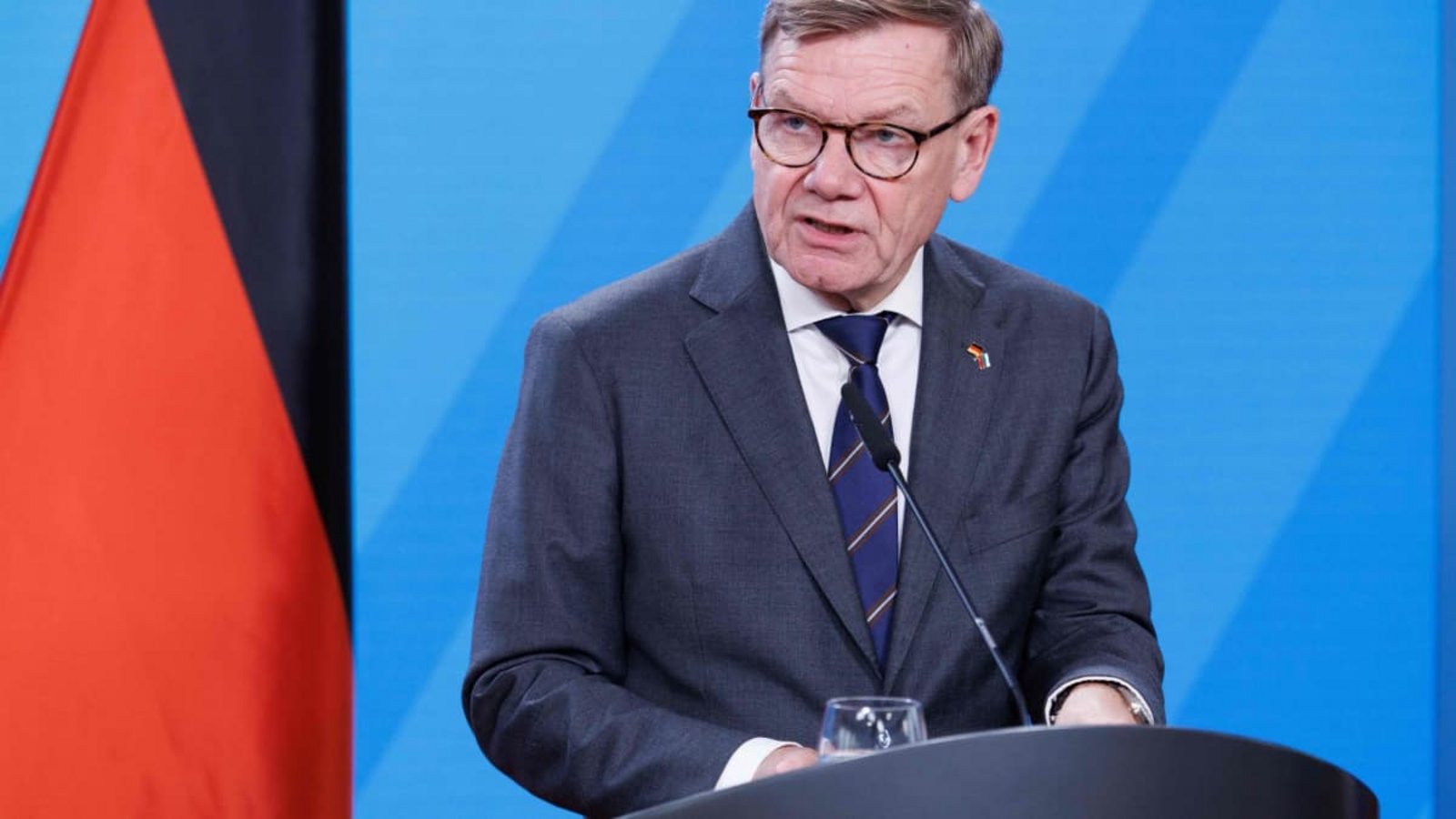 Johann Wadephul (CDU) wird am Freitag zu einem Außenministertreffen in Istanbul erwartet (Archivfoto).Carsten Koall/dpa Johann Wadephul (CDU) wird am Freitag zu einem Außenministertreffen in Istanbul erwartet (Archivfoto).Carsten Koall/dpa