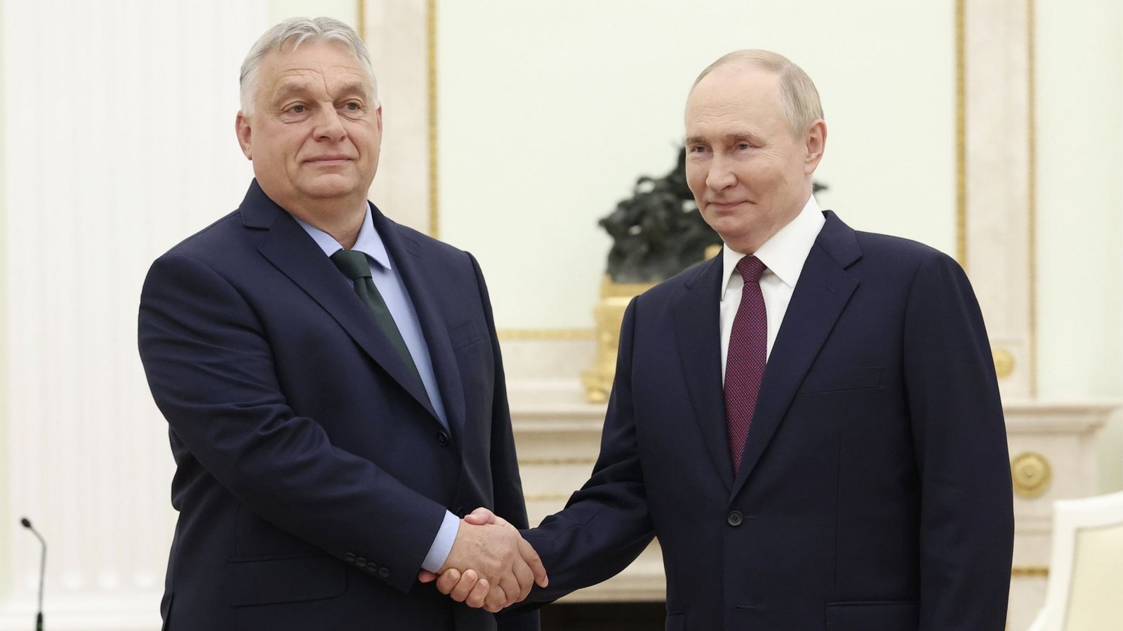 Ungarns Premier Orban schlug mit seinem Besuch bei Wladimir Putin die EU vor den Kopf. Doch seine Provokationen haben kein Ende.Foto: dpa/Valeriy Sharifulin