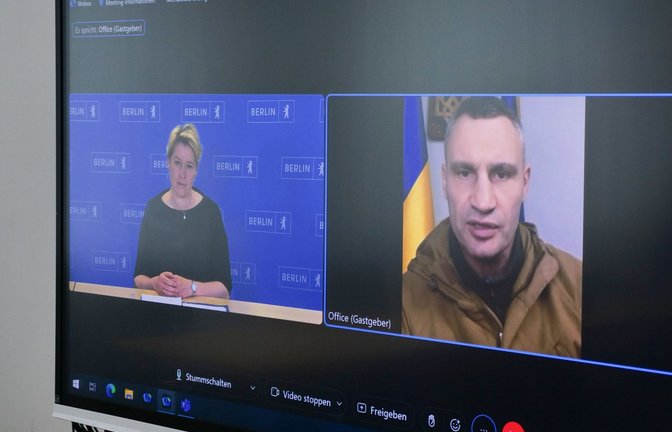 Berlins damalige Bürgermeisterin  Franziska Giffey  hat im Juni 2022  mit einem gefakten Vitali Klitschko gesprochen.<span class='image-autor'>Foto: dpa</span>
