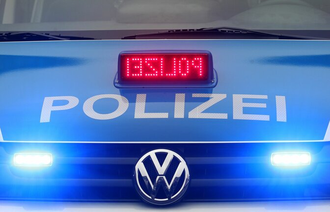 Die Polizei rückte zu einem Einsatz in die Landeserstaufnahmestelle nach Sigmaringen aus. (Symbolbild)<span class='image-autor'>Foto: dpa/Roland Weihrauch</span>