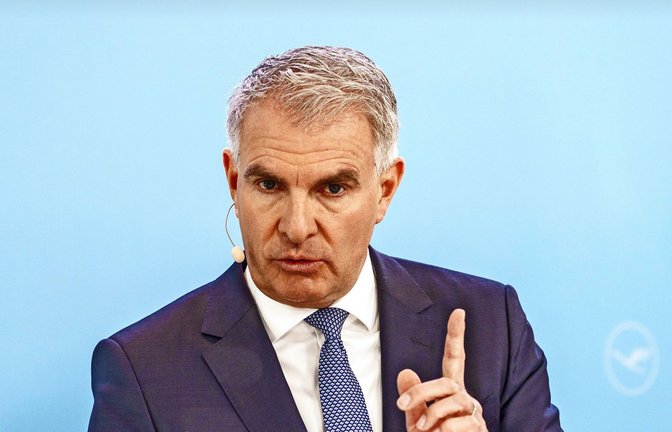 Lufthansa-Chef Carsten Spohr hat die Bundesregierung zum entschlossenen Handeln gegen Drohnenflüge über deutschen Flughäfen aufgerufen. (Archivbild)<span class='image-autor'>Foto: dpa/Andreas Arnold</span>