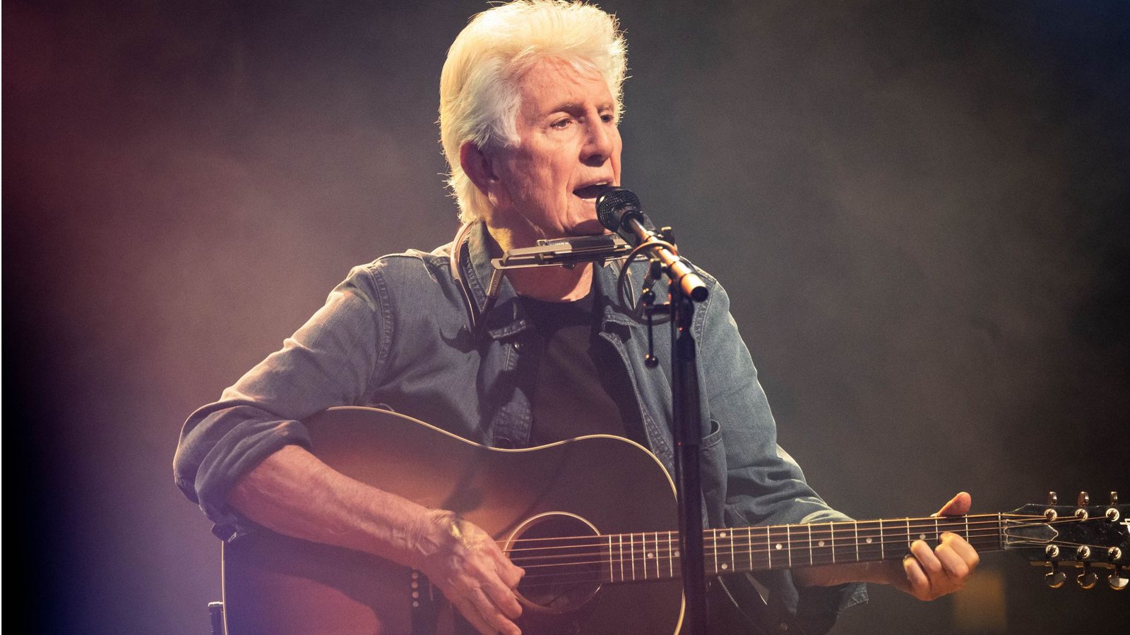 Seine Stimme schlägt immer noch Schneisen: Graham Nash im BeethovensaalFoto: Lichtgut/Julian Rettig