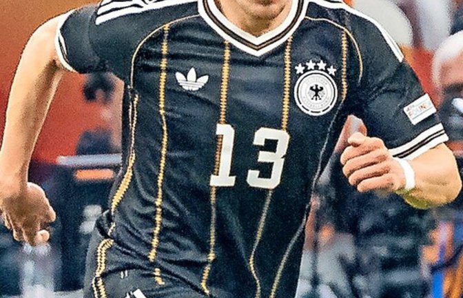 Philipp Treu feiert ein starkes Debüt in der Nationalmannschaft.<span class='image-autor'>Foto: imago/Eibner</span>