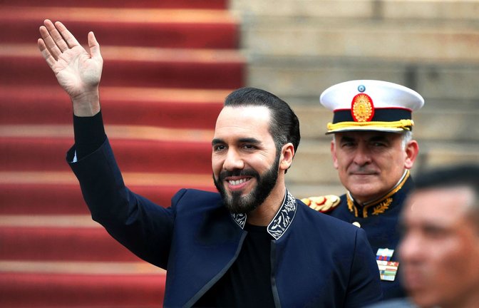 Gilt als als populärster Staatschef in Lateinamerika: Nayib Bukele<span class='image-autor'>Foto: imago//Nicolas Suarez</span>