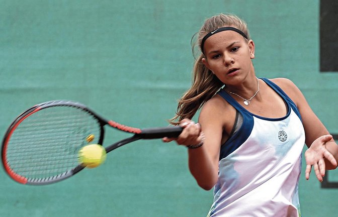 Fabienne Fritz war beim Löwen-Cup in der Konkurrenz der U 14 eine Klasse für sich. Sie gewinnt nicht nur alle vier Spiele, sondern gibt im Turnierverlauf auch keinen Satz ab. Fotos: Küppers