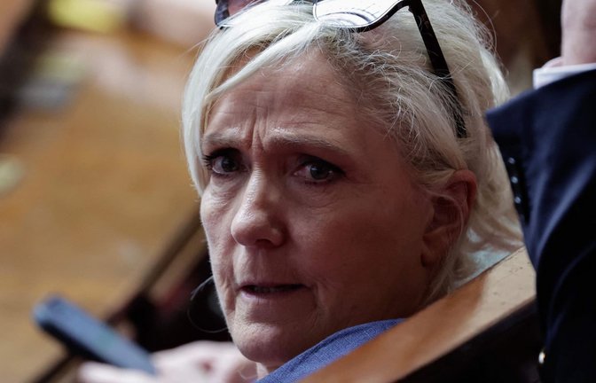 Marine Le Pen hat Revision gegen ihre Verurteilung wegen Veruntreuung von EU-Geldern eingelegt (Archivbild).<span class='image-autor'>Stephane De Sakutin/AFP/dpa</span>